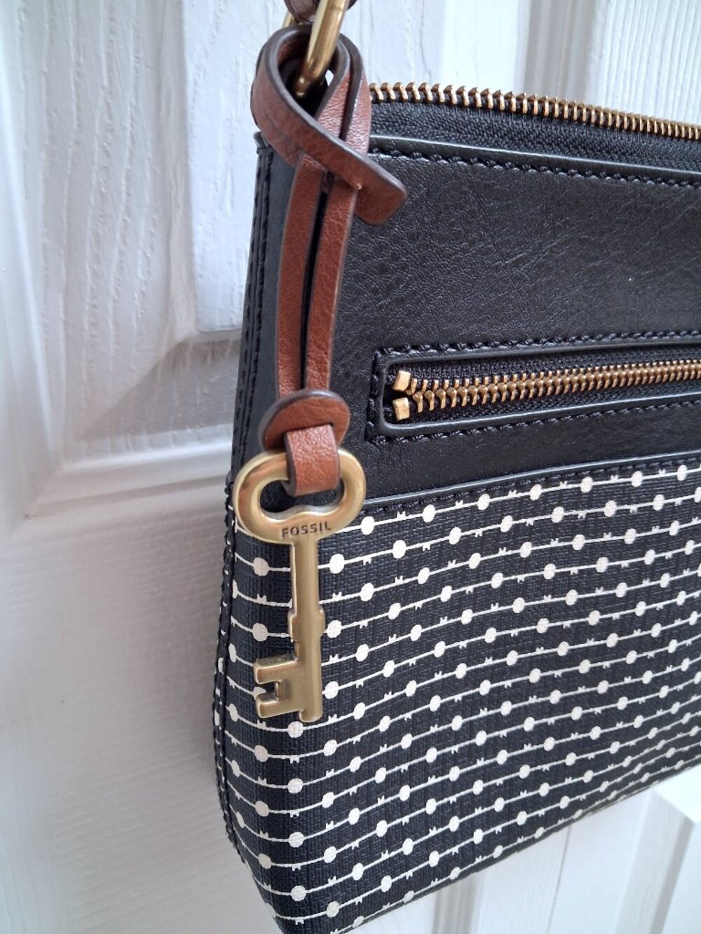 FOSSIL Fiona Black/White Dot Stripe Crossbody Bag